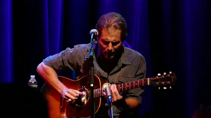 Duane Betts 2022-06-24 Sellersville Theater "Done ...