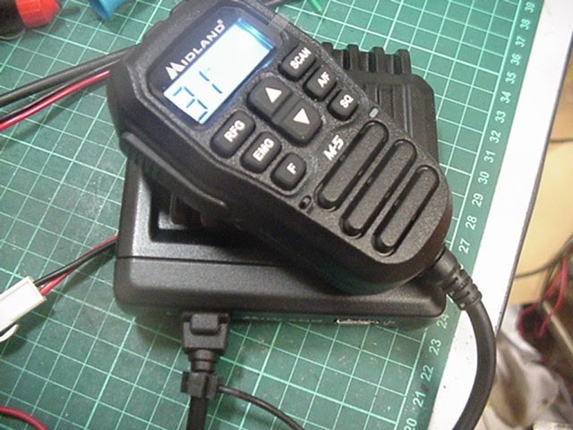 Midland M-Mini CB radio (Mobile) - On the AIr test (Ce Multi-Norm) 