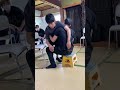 低い椅子を使った介護技術