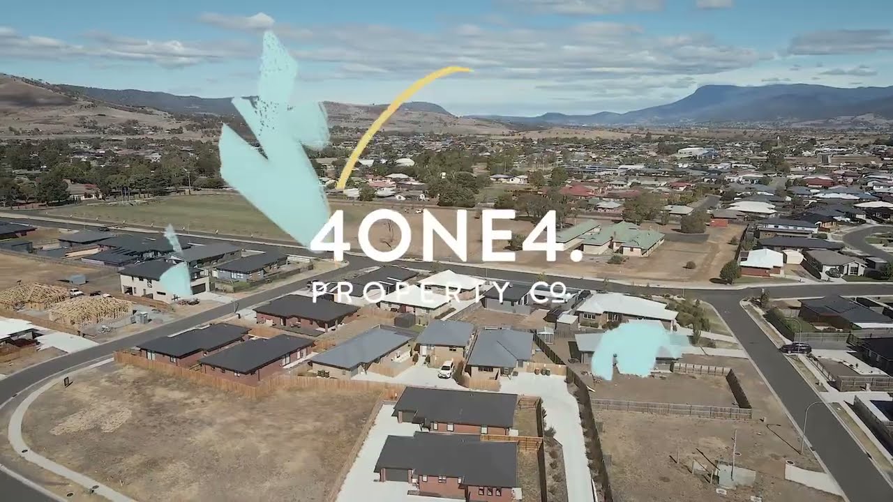 BRIGHTON. 3/13 Lille Street