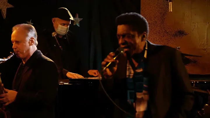Gerald Mc Clendon :: Live at Rosa's Lounge