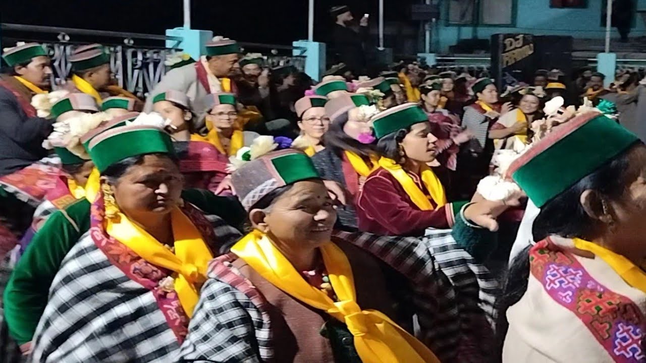 #kinnauridance  Jangi to  Rarang Marriage Singer - Suman Geeta 🥰🥰🥰