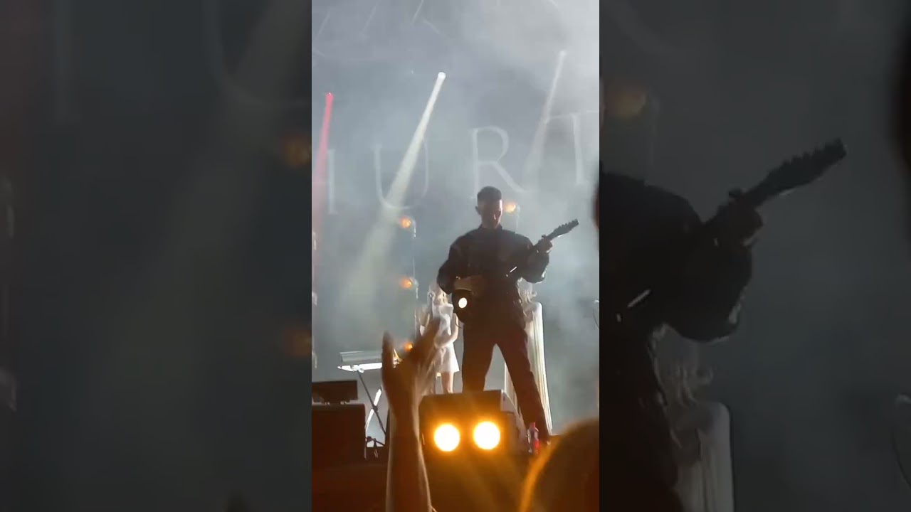 Hurts-Better than love 