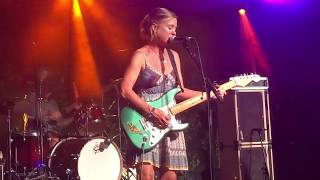 Throwing Muses &quot;Pearl&quot; @ The Cure&#39;s Pasadena Daydream Festival, Rose Bowl, CA  Aug. 31, 2019
