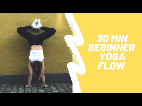 30 MIN BEGINNER MORNING YOGA