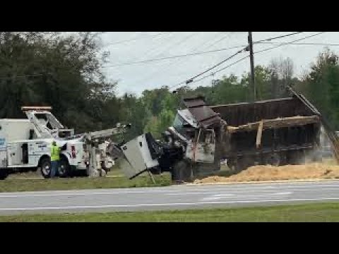 Dump Truck Rollover Uprighting and Removal. Time Lapse for quick view ...