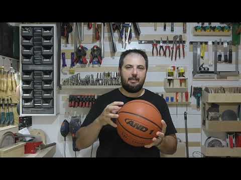 Βίντεο: Μπορεί μια μπάλα μπάσκετ να σπάσει ένα παρμπρίζ;