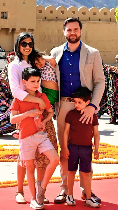JD Vance 11yrs marriage to Usha Vance & 3 children❤️#love #marriage #vicepresident #usa #2025 #new
