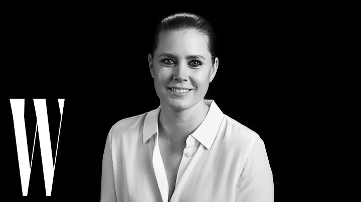 Amy Adams on Her Karaoke Obsession, Crushing on Le...