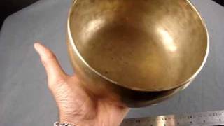DEMO -  A Medium-size Singing Bowl with thick walls - 813g