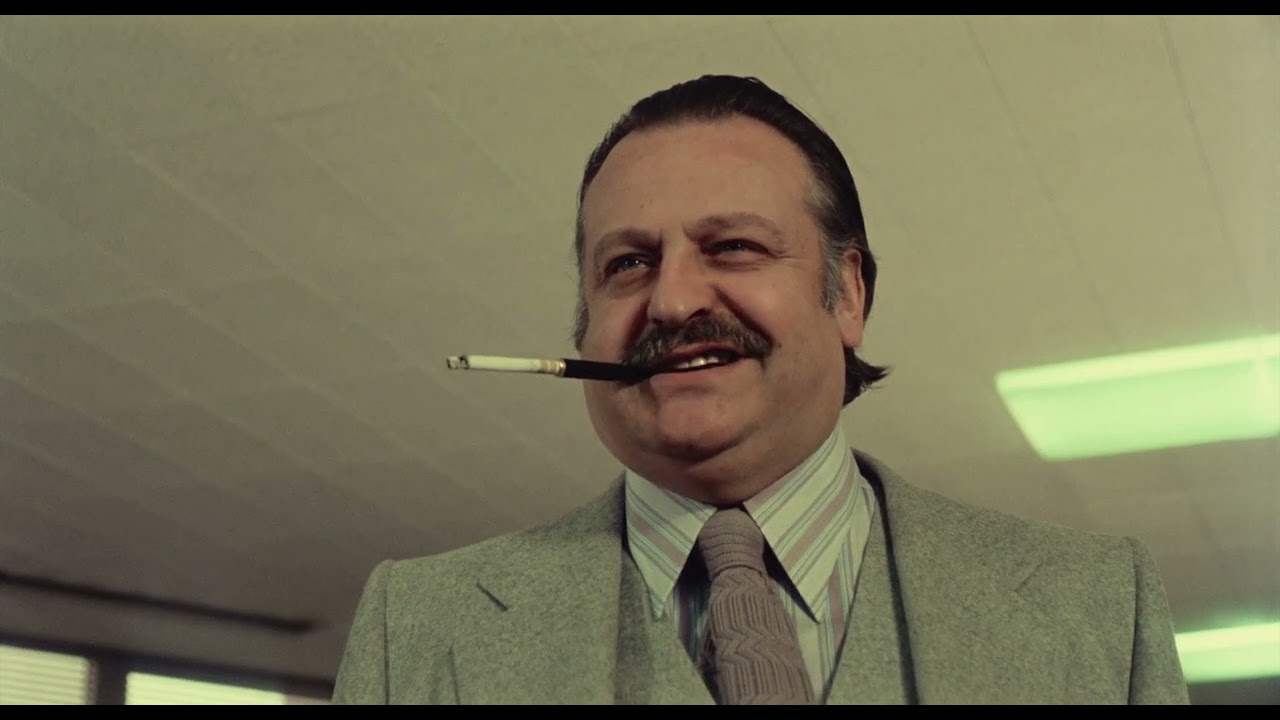 Fantozzi e la partita a biliardo con il Direttore Catellami - EPISODIO COMPLETO (da "Fantozzi")