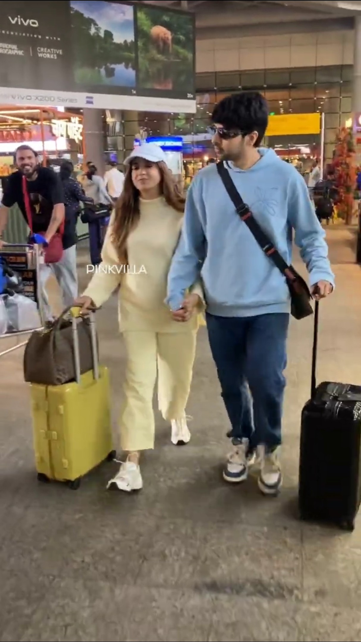 NEWLYWEDS Armaan Malik \u0026 Aashna Shroff Return To Mumbai After Wedding | #shorts #bollywood #wedding