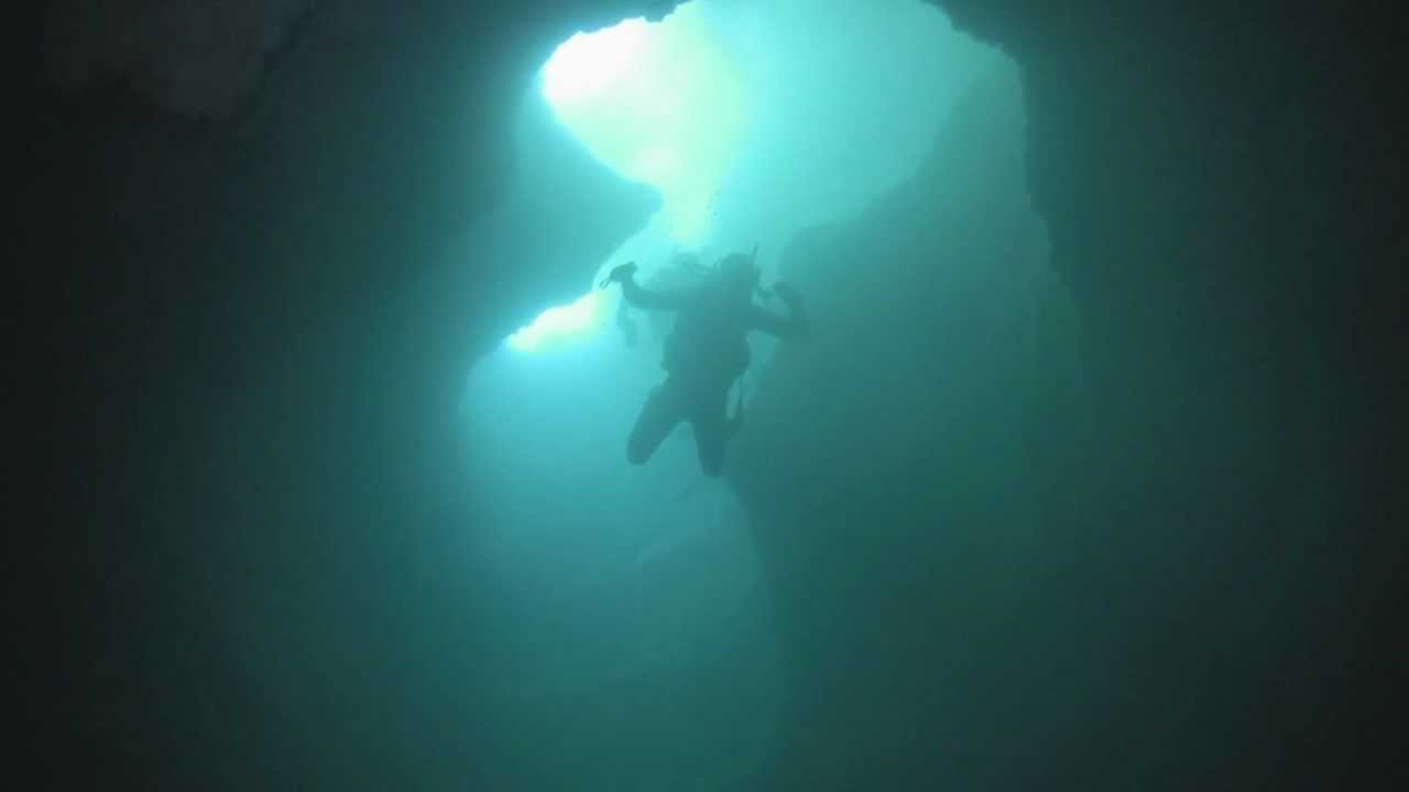 The Hidden Abrolhos Island Sink Hole - YouTube