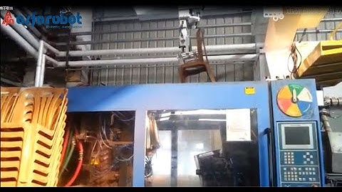 Alfa robot take out chair from injection molding machine with fast speed.#chair #injection