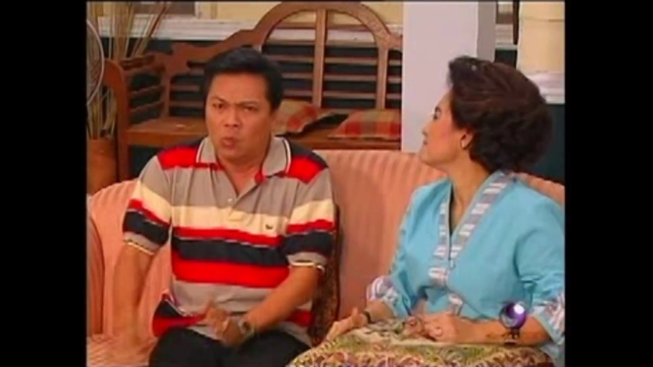 สีหนุ่ม เชิญยิ้ม บางรักซอย9