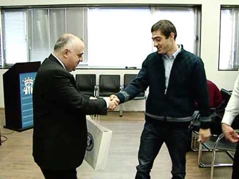 მინისტრი წარმატებულ კიკბოქსიორებს შეხვდა