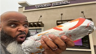 Taco Bell&#39;s BIG BAWSE BURRITO Review!