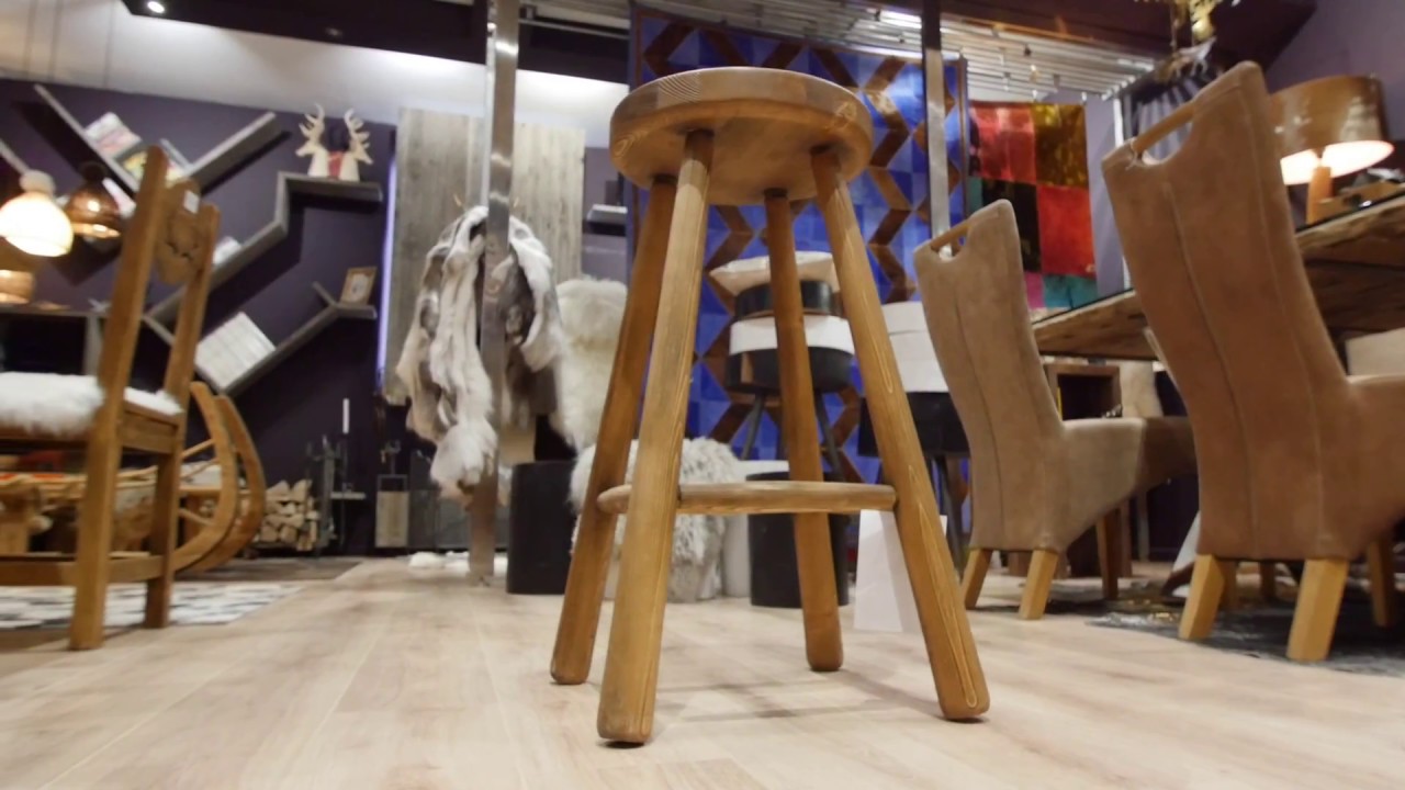 Tabouret d'extérieur en bois recyclé : durable et résistant