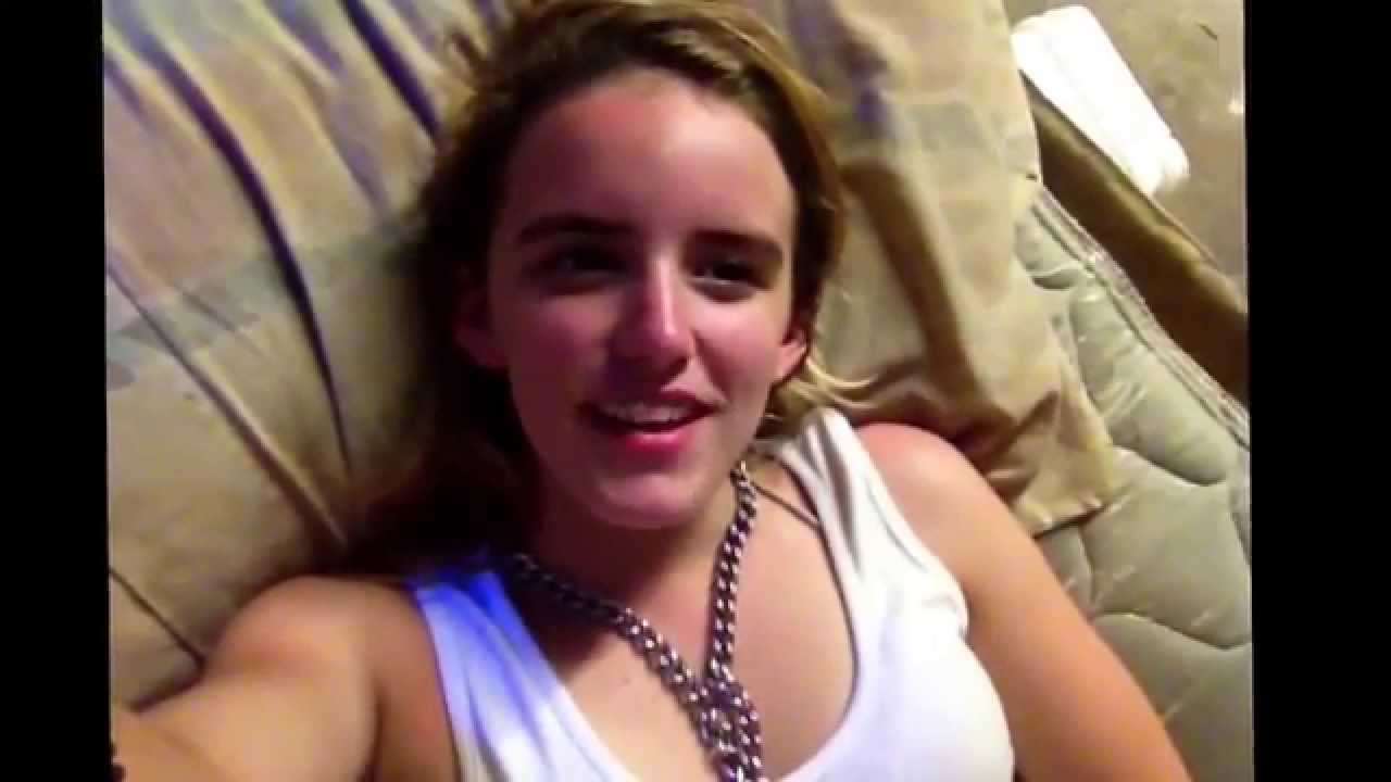 SUNBURN HURTS SO BAD! - YouTube