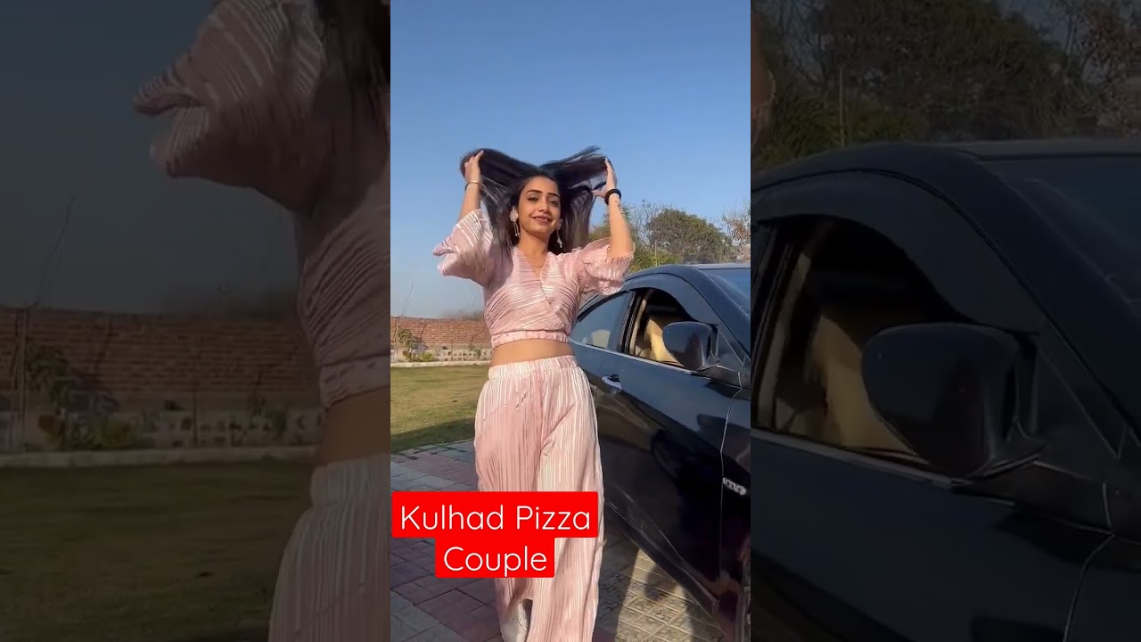 kulhad pizza couple viral video chutki mari ungla di #viralpost #viralvideo #kulhadpizza #shorts