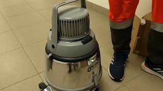 Nilfisk GM80 Vacuum Cleaner