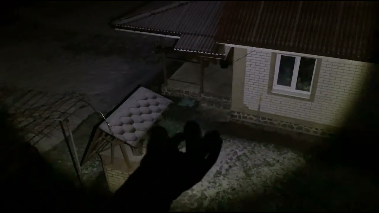 Фонарь Police BL 1831 /6831 T6, 50000W, zoom, аккумулятор 18650