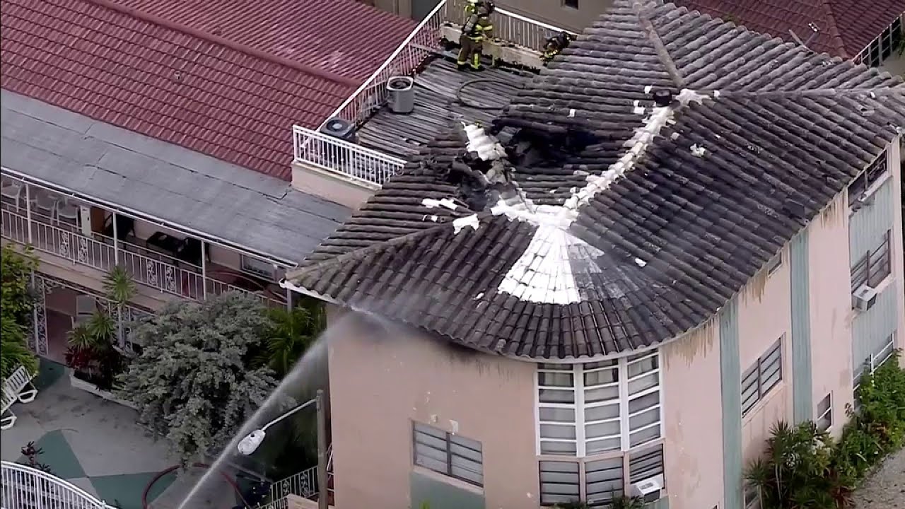 Fire erupts inside Miami Beach apartment building