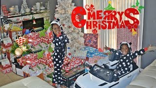 CHRISTMAS MORNING SPECIAL OPENING PRESENTS MERRY CHRISTMAS