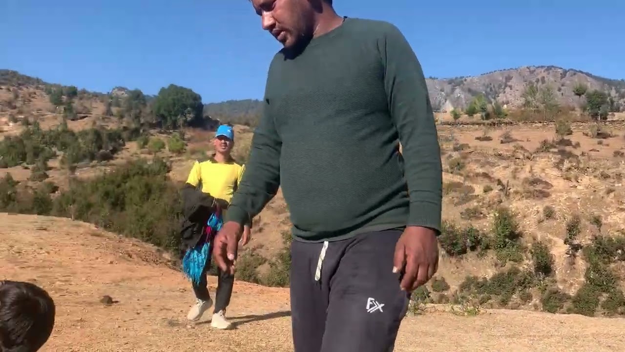 Gaon me cricket match ka anand 🏏😍❤️