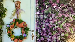 A Review Bunny Williams Life In The Garden - Photograhy Aschlechter Making A Succulent Wreath