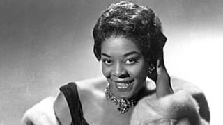 Dinah Washington - What A Difference A Day Makes   Artist Series chords