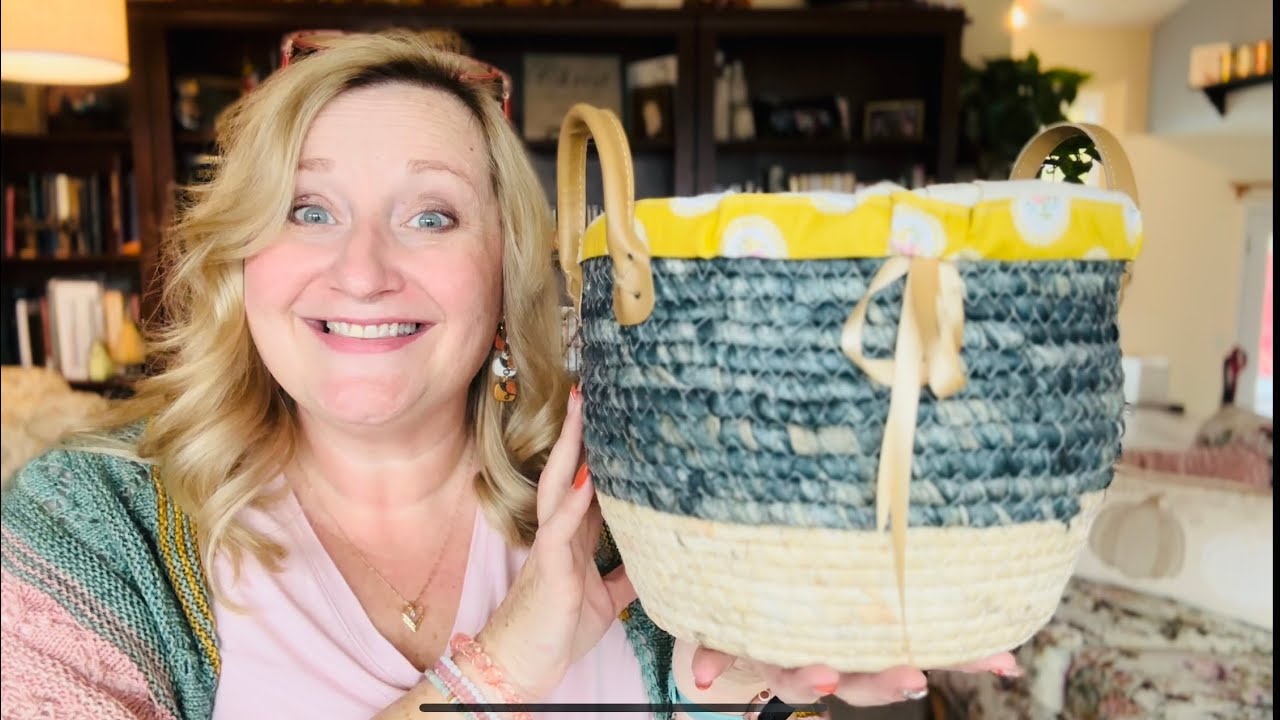 Salt City Knits Podcast Ep 20 My Stephen West MKAL (hidden in this