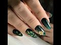Шикарный дизайн ногтей изумрудного и зелёного цвета