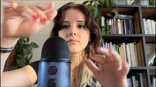 Some ASMR (hand movements, close up, whispering)