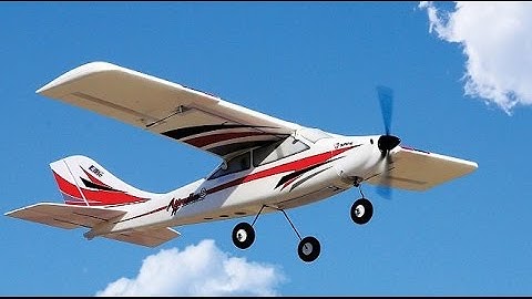 E-Flite Apprentice S 15e with Go-Pro