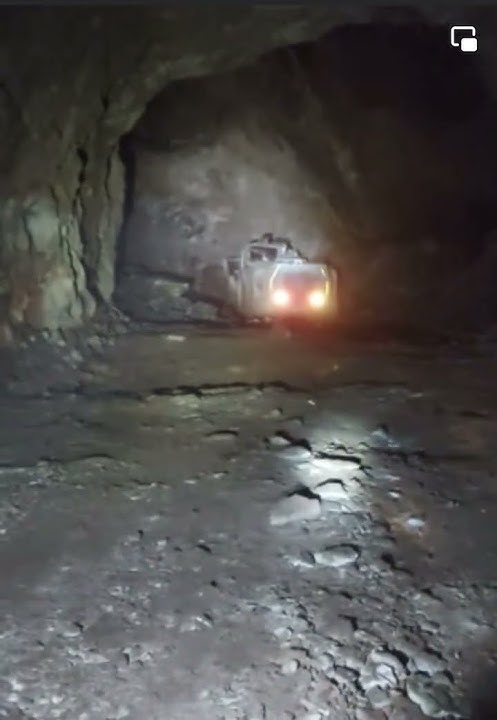 Underground mine rock fall