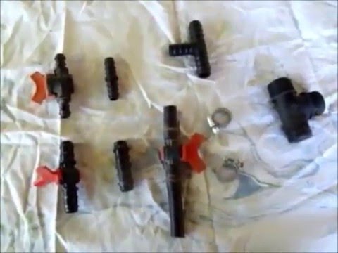 Βίντεο: Άρδευση στάγδην σε θερμοκήπιο: πώς να το κάνετε μόνοι σας, συσκευή και πλεονεκτήματα συστήματος στάγδην άρδευσης, άρδευση από πλαστικά μπουκάλια και από βαρέλι