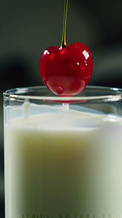 Epic Milk Crown Splash in Super Slow Motion! 🍒拏