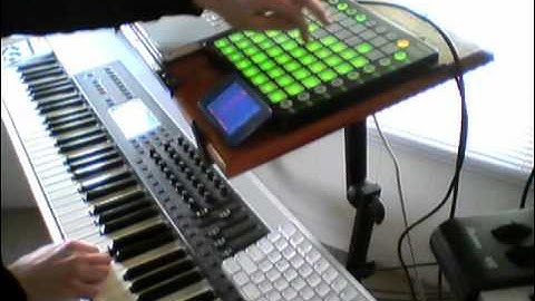 Ableton Live Experiment #1 - Novation Launchpad, iPod, TouchOSC