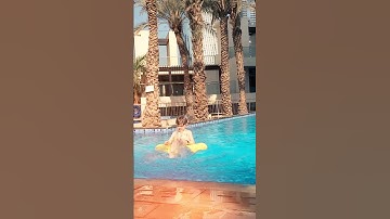 Good kicks  makes one swim fast good #singing #dubaidistrict #swim #poolparty