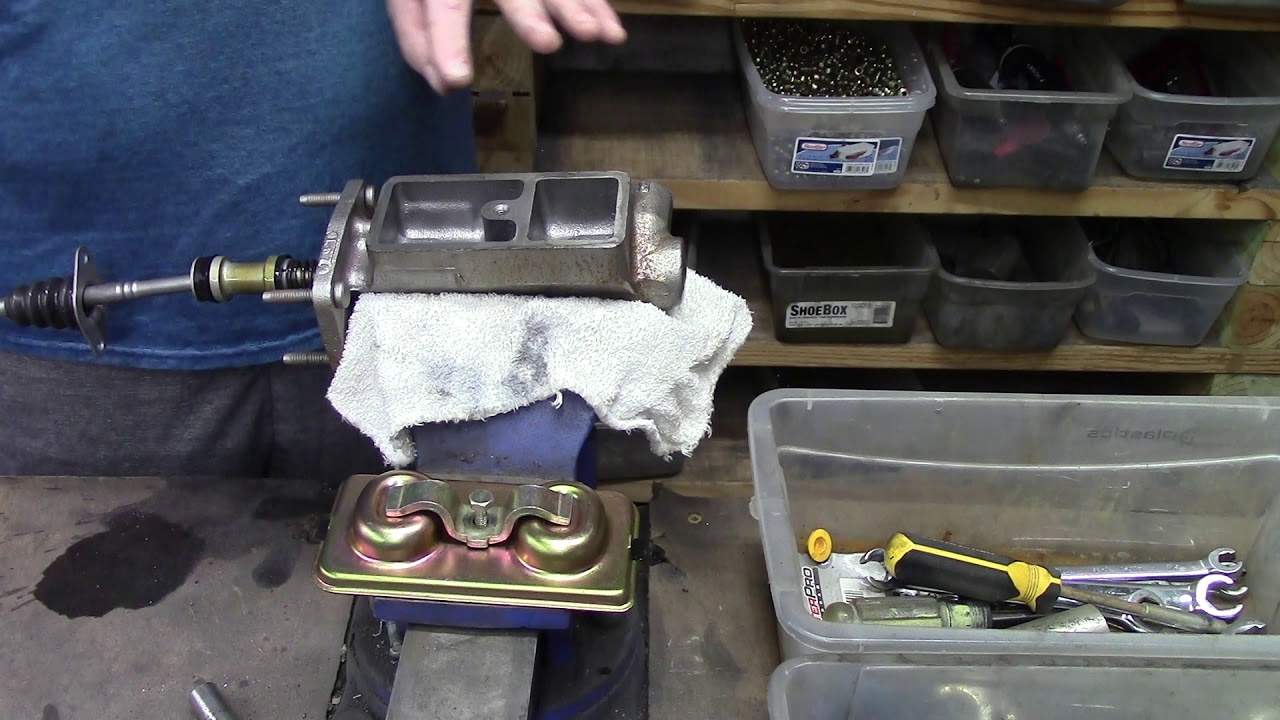 MOPAR MASTER CYLINDER PISTONS STUCK TOGETHER (PART 1) YouTube