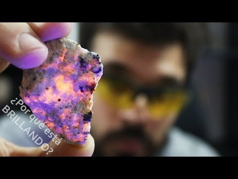 Vídeo: Pots identificar un mineral només per una propietat?