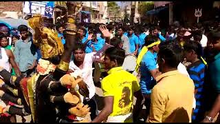 Kaliyamman Dance At Kaveripattinam For Angalamman Festival Ing Blood Of And Eating Flesh