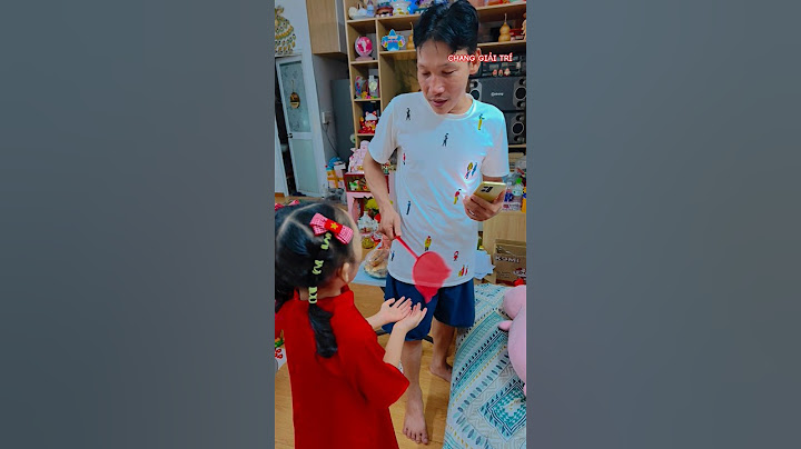 CÁI TAY VẼ BẬY LÊN TƯỜNG