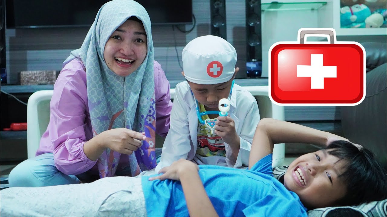 VINO MAIN DOKTER DOKTERAN 🧑‍⚕️PERIKSA DAVIN GATAL GATAL 🥴 | Davino Vlog