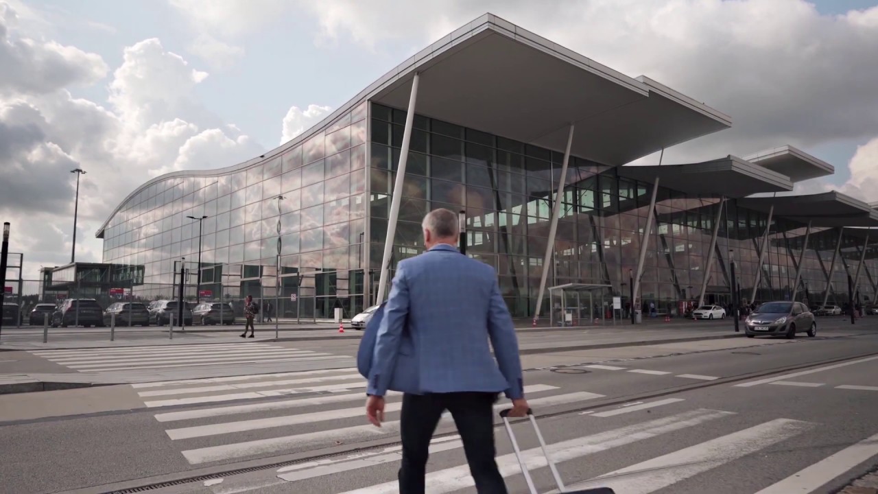 Parkuj na lotnisku i leć!