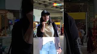 Sunny Leone Spotted At Airport #shorts #shortsvideo #sunnyleone #viral #spotted #airportlook