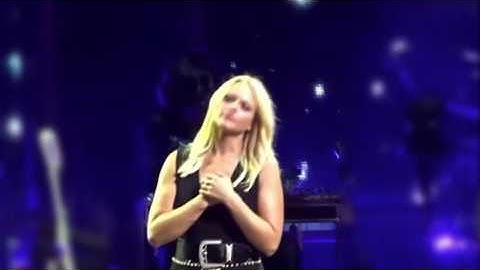 Miranda Lambert conveyed to tears by troopers sign