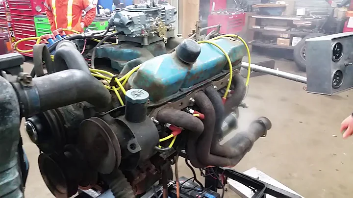 Mopar 440 engine running with open headers