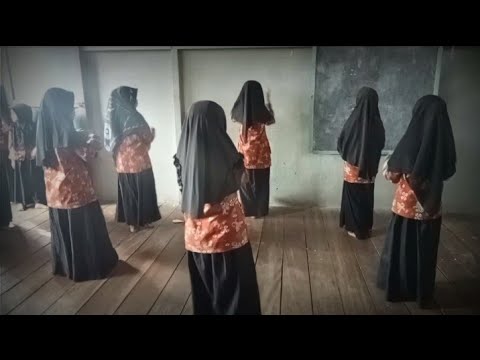PENTAS SENI-TARI ISLAMI-PALING ASYIK-DAN GOKIL🤗 KREASI SANTRI PUTRI MID.DARUT TAUHID 1 😀🤗